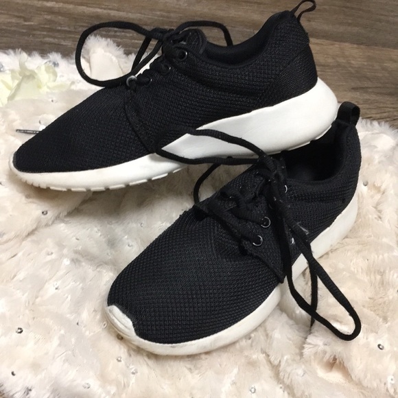 ⚡️Aero sport Sneakers - Picture 2 of 5